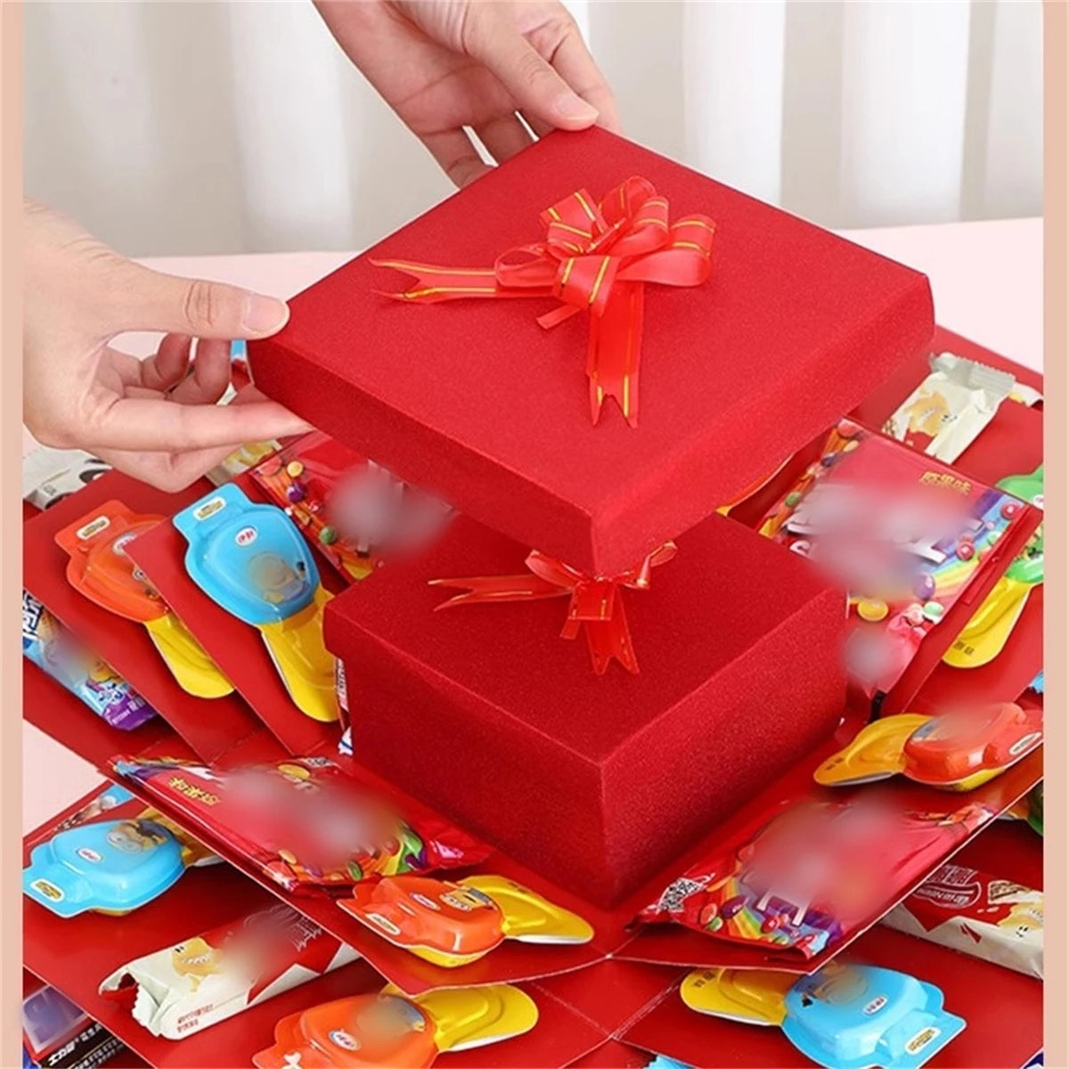 Caja Explosiva de Regalo DIY - 5 Capas de Creatividad