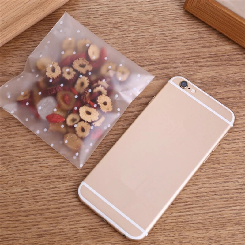 100Pcs Bolsas Transparentes con Puntos Blancos – Autoadhesivas para Dulces y Galletas 🎉🍪