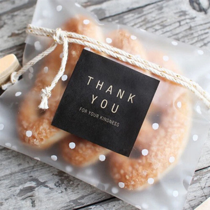 100Pcs Bolsas Transparentes con Puntos Blancos – Autoadhesivas para Dulces y Galletas 🎉🍪