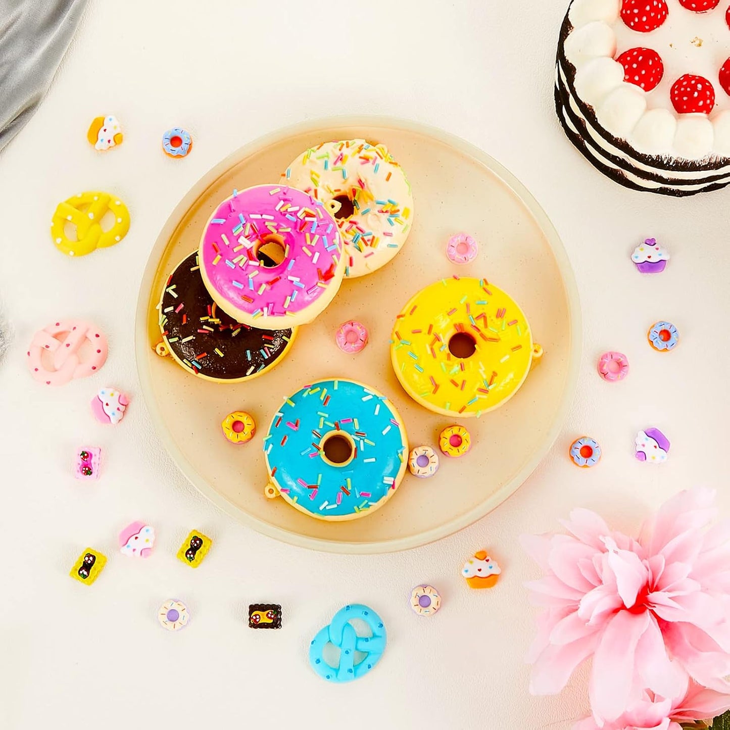 🍩🎂 Decoración “Donut Cake Magic” – Set de 33 piezas