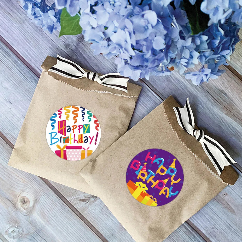 Stickers coloridos "Happy Birthday"