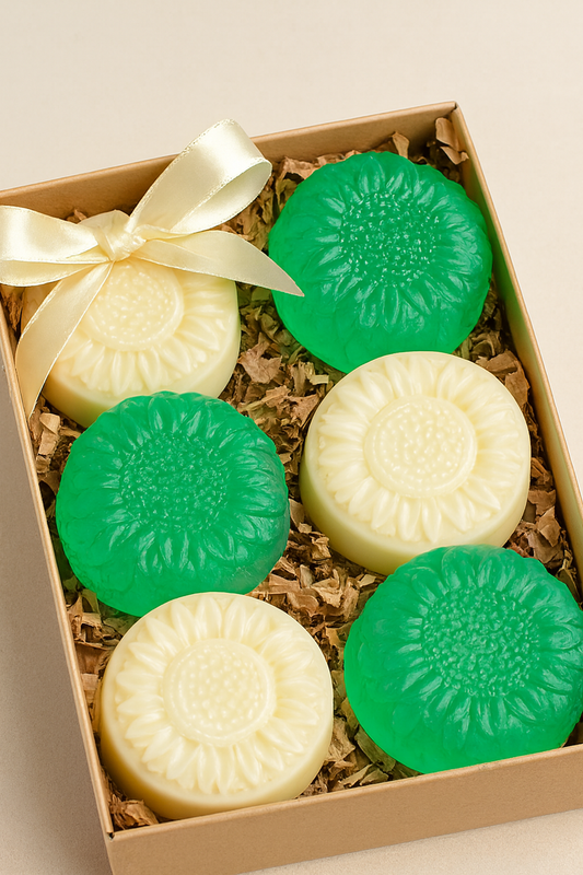 Jabón artesanal de menta Aura Natural disponible en packs en SakuPop RD.