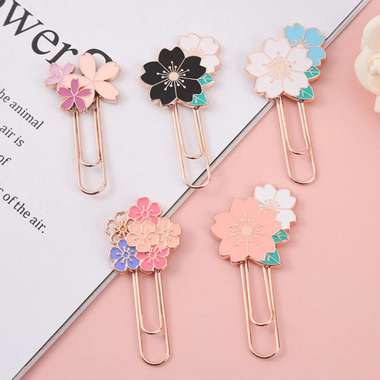 Marcalibros o clips metálico Sakura 🌸 (1Pcs)
