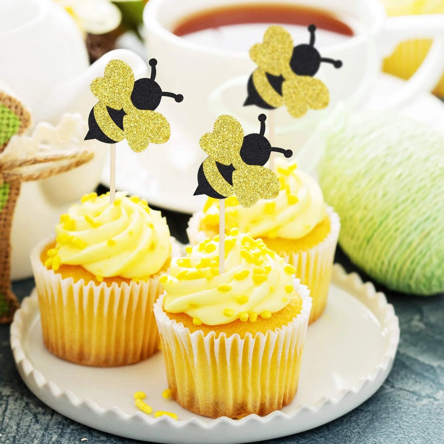 🐝 Set de 10 Topper de Cupcake "Bee Party"