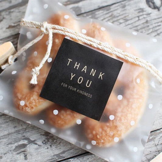 100Pcs Bolsas Transparentes con Puntos Blancos – Autoadhesivas para Dulces y Galletas 🎉🍪
