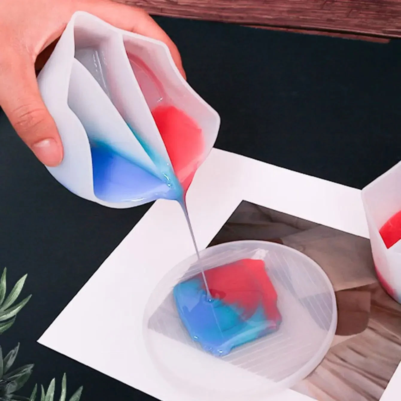 Dispenser de Silicona para manualidades