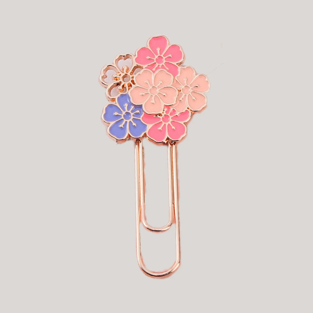 Marcalibros o clips metálico Sakura 🌸 (1Pcs)