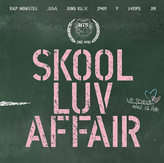 BTS Skool Luv Affair 2nd Mini Album versión normal con photobook y photocard.