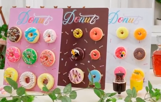 🍩 Exhibidores tipo pared “Donut Wall” simple